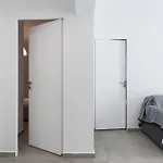 Kapparis Flat 22 * פאראלימני
